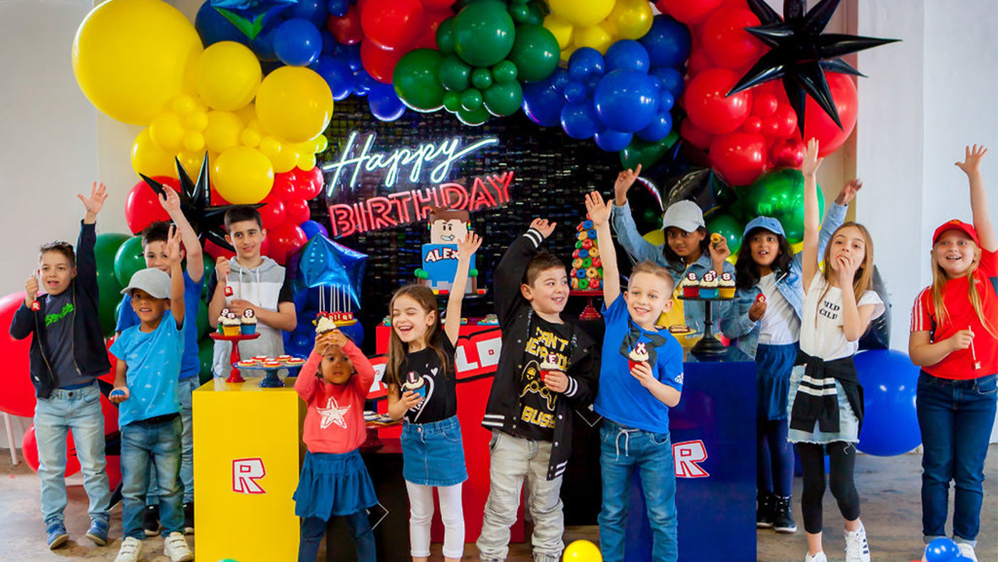 Best Ever Roblox Birthday Party (2023) - A Complete Set of Decorative Supplies
